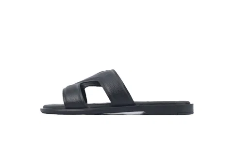 Louis Vuitton Oasis Mule Black