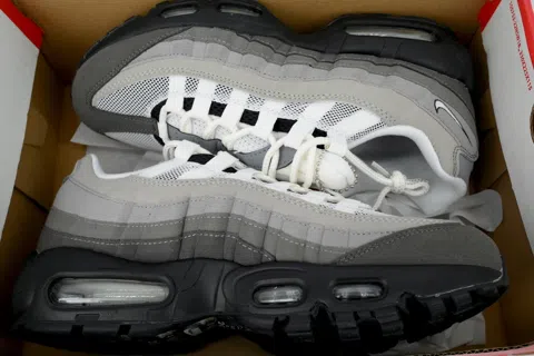 Nike Air Max 95 Grey Gradient – photo 8