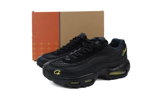 Corteiz x Nike Air Max 95 Black Tour Yellow – photo 7