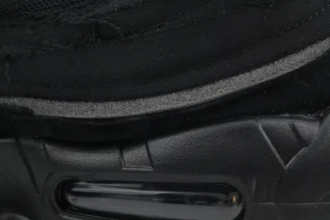 CDG x Nike Air Max 95 Black – photo 5