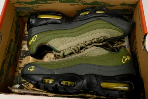 Corteiz x Nike Air Max 95 Gutta Green – photo 8