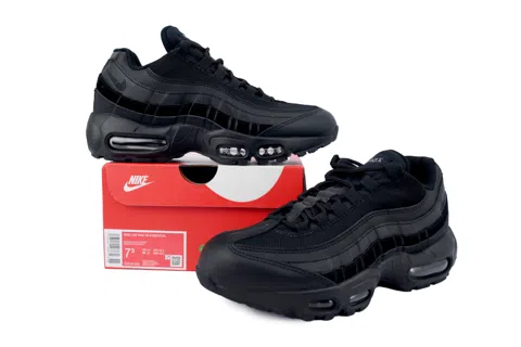 Nike Air Max 95 Triple Black – photo 7