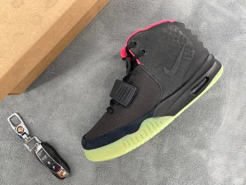 Nike Air Yeezy Solar Red – photo 6