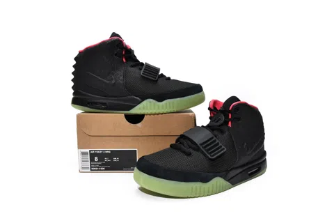 Nike Air Yeezy Solar Red – photo 12