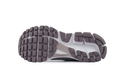 Nike Zoom Vomero 5 Chrome Platinum Violet – photo 4