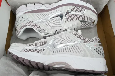 Nike Zoom Vomero 5 Chrome Platinum Violet – photo 8