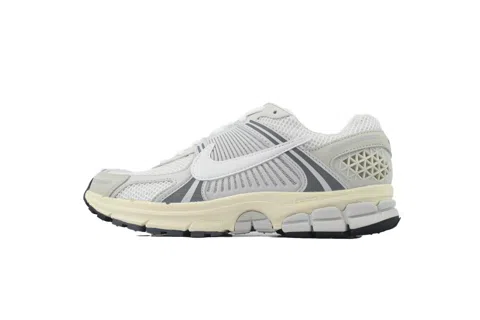 Nike Zoom Vomero 5 Platinum Tint