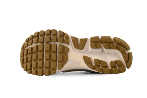 Nike Zoom Vomero 5 Pale Ivory Oil Green – photo 4