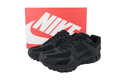 Nike Zoom Vomero 5 Triple Black – photo 7