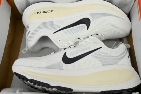 Nike Vomero 18 Coconut Milk – photo 8