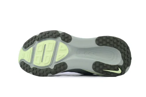 Nike Vomero 18 Dusty Olive – photo 4