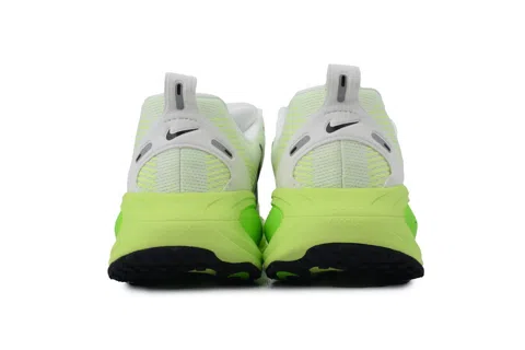 Nike Vomero 18 Electric Green – photo 3