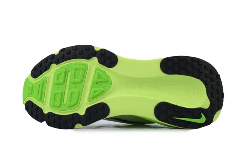 Nike Vomero 18 Electric Green – photo 4