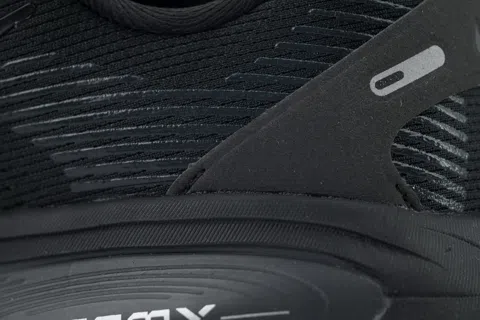 Nike Vomero 18 Triple Black – photo 5