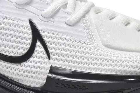 Nike Zoom GT Cut White/Black – photo 10