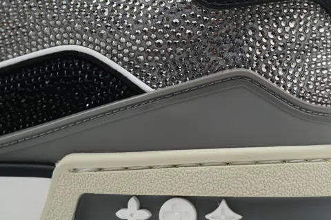 Louis Vuitton Trainer Grey/Black – photo 5