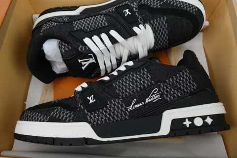 Louis Vuitton Trainer Black – photo 8