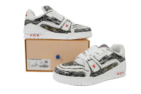 Louis Vuitton Trainer Black Graffiti – photo 7
