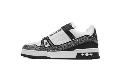 Louis Vuitton Trainer Black/White