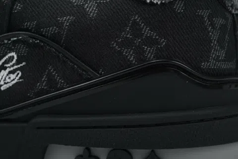 Louis Vuitton Trainer Black Denim – photo 5