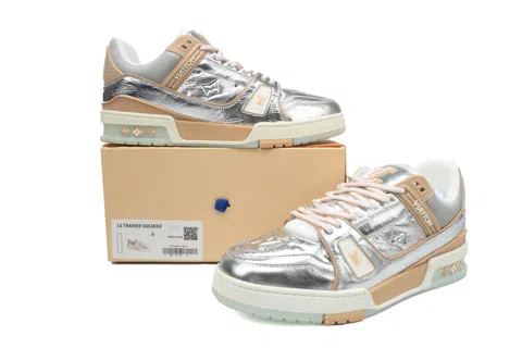 Louis Vuitton Trainer Silver – photo 7