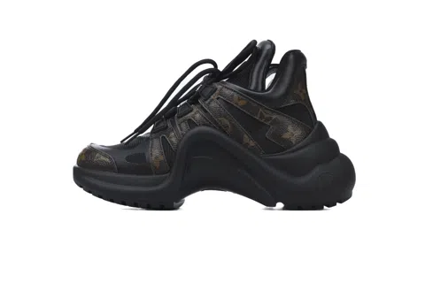 Louis Vuitton Archlight Black
