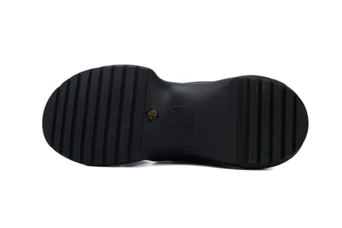 Louis Vuitton Archlight Black – photo 4