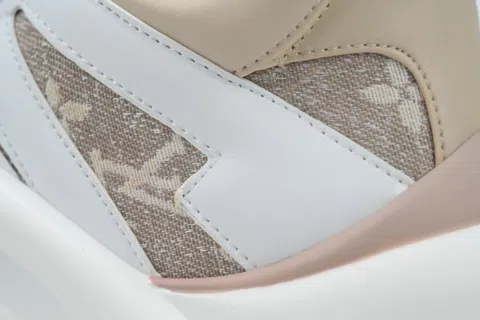 Louis Vuitton Archlight White/Sand – photo 5