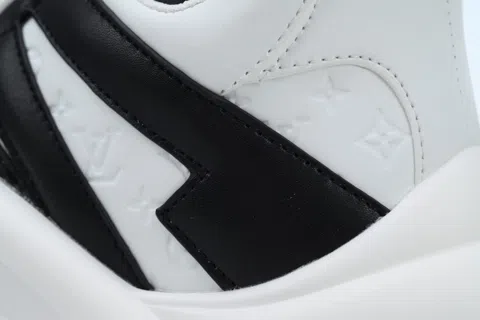 Louis Vuitton Archlight White/Black – photo 5