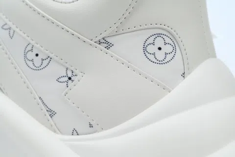 Louis Vuitton Archlight White Print – photo 5
