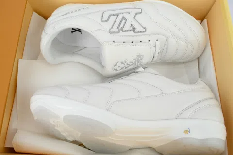 Louis Vuitton Sneakers White – photo 8