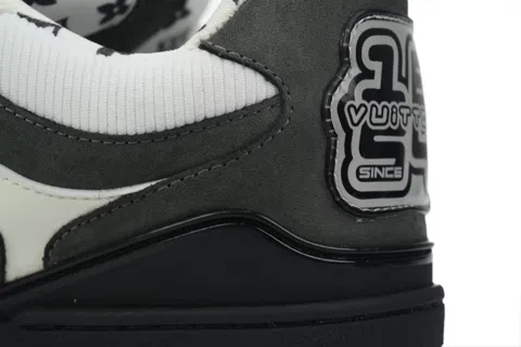 Louis Vuitton Skate Black/Grey – photo 5