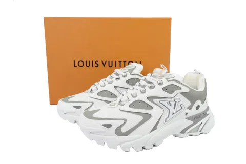 Louis Vuitton Runner Tatic White – photo 6