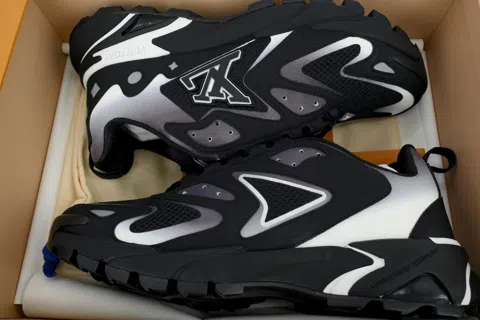 Louis Vuitton Runner Tatic Black/Silver – photo 8