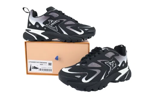 Louis Vuitton Runner Tatic Black/Silver – photo 7