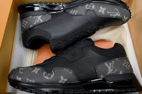 Louis Vuitton Run Away Black/Grey – photo 8