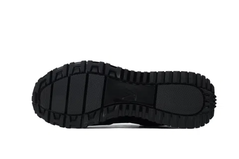 Louis Vuitton Run Away Black Print – photo 4