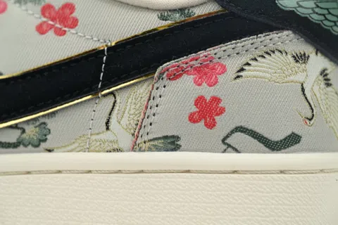 Air Jordan 1 Low Cranes – photo 5