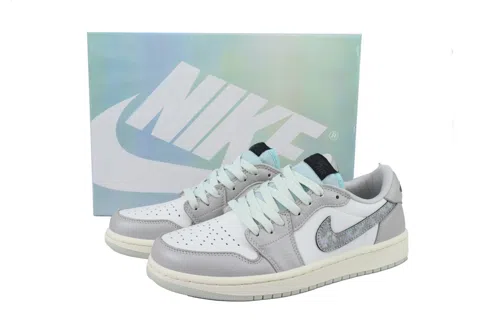 Air Jordan 1 Low Year of the Snake – photo 6