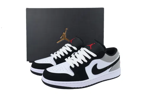 Air Jordan 1 Low White Fire Red Black Matte Silver – photo 6