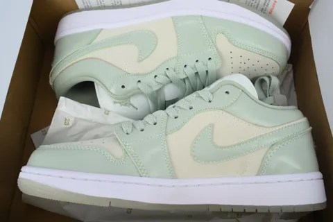 Air Jordan 1 Low Seafoam Sail – photo 8