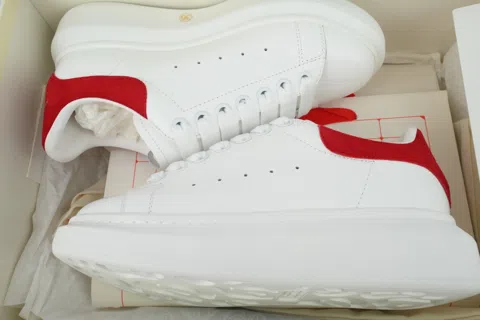 Alexander McQueen Oversized Sneaker Red Velvet – photo 8
