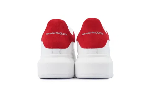 Alexander McQueen Oversized Sneaker Red Velvet – photo 3