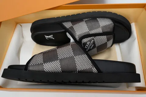 Louis Vuitton Pool Pillow Comfort Mule Black/Grey Monogram – photo 9