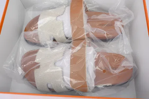 Hermès Slides Grey/Coffee – photo 10