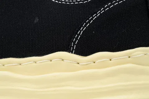 Maison Mihara Yasuhiro Sneakers Beige/Black – photo 5