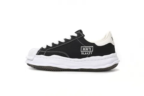 Maison Mihara Yasuhiro Sneakers White/Black