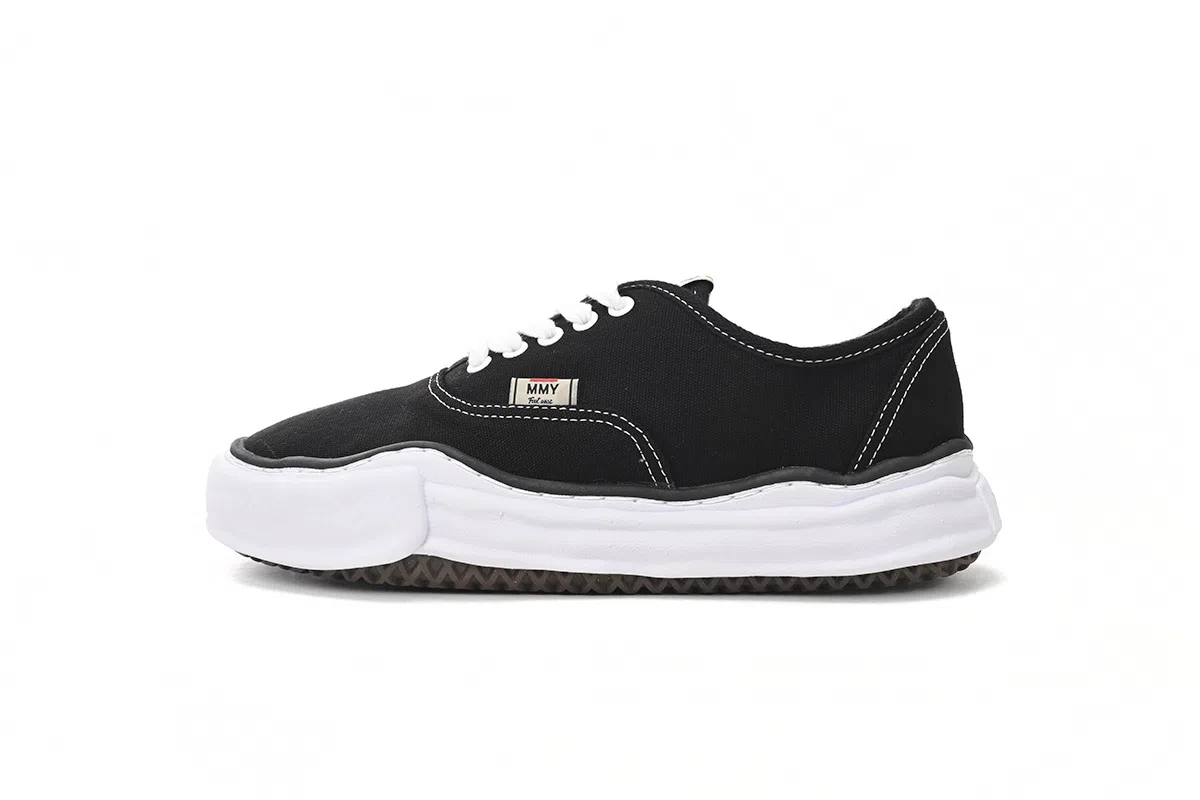 Maison Mihara Yasuhiro Sneakers Black/White – photo 1