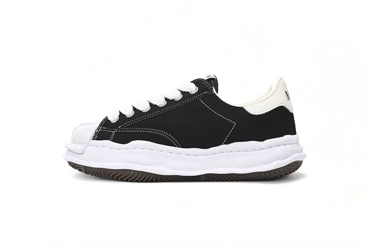 Maison Mihara Yasuhiro Sneakers Black/White – photo 1
