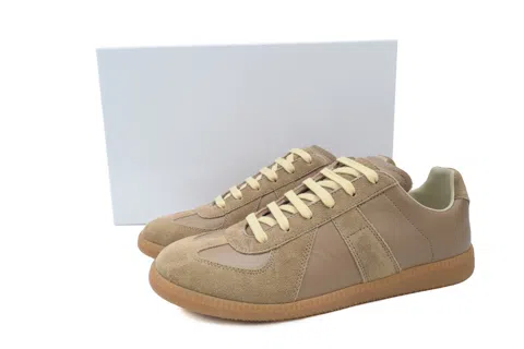 Maison Margiela Replica GAT Dark Brown – photo 6